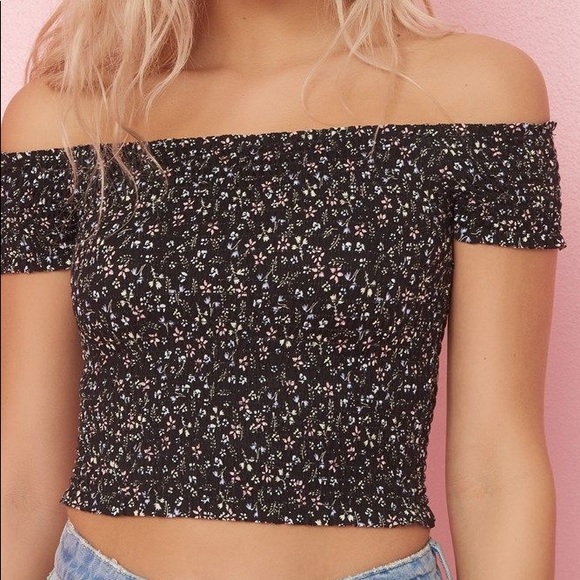 flower print garage over-the-shoulder top - Picture 4 of 4